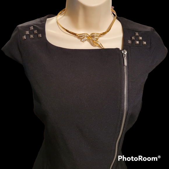 NWOT Suzy Shier S Dress Mini Black with Diagonal Zipper and Studs on Shoulders - Picture 9 of 14